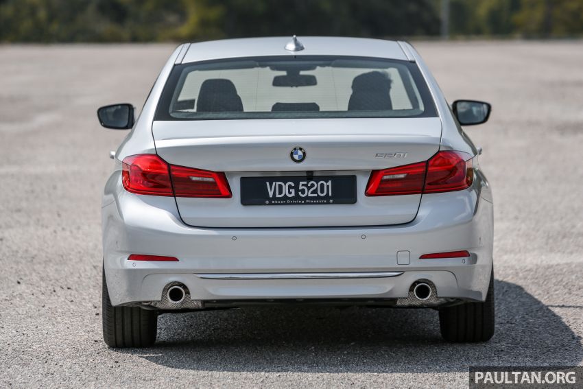 FIRST DRIVE: G30 BMW 520i Luxury and 530e M Sport 1003666