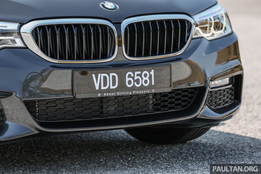 FIRST DRIVE: G30 BMW 520i Luxury and 530e M Sport Image #1003573