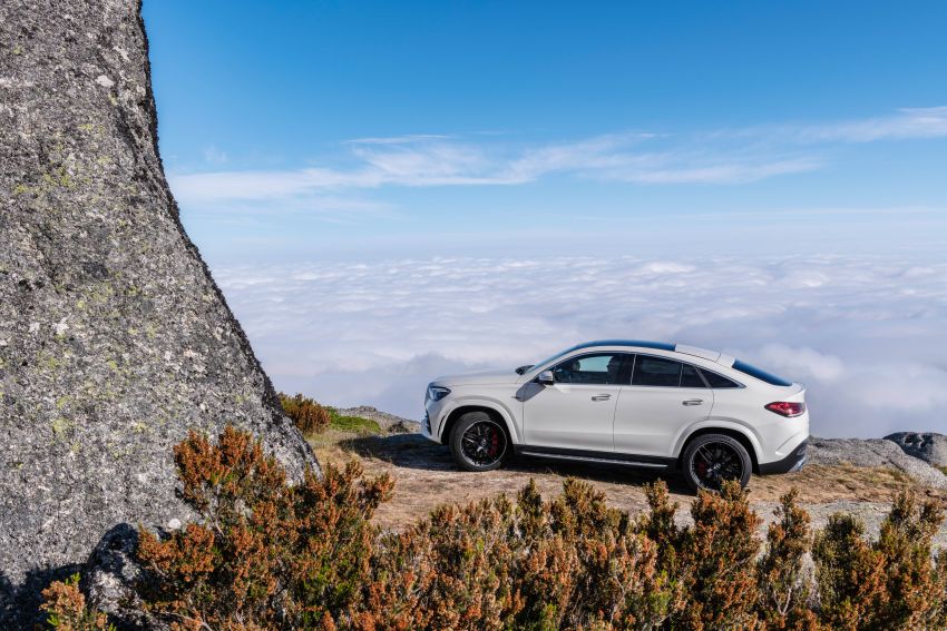 C167 Mercedes-Benz GLE Coupe debuts – larger and with revised styling; GLE 53 4Matic+ with 429 hp 1008009
