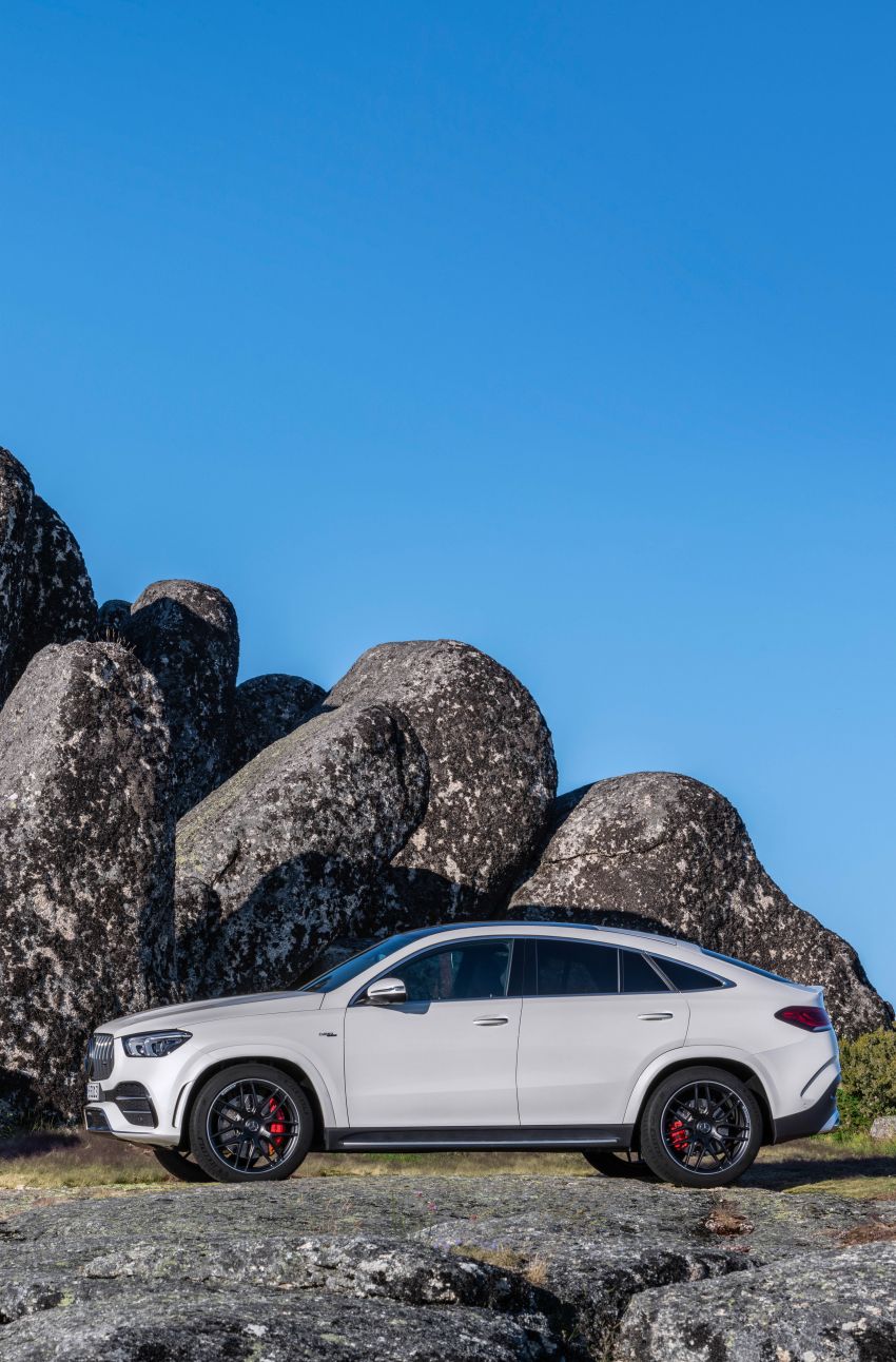 C167 Mercedes-Benz GLE Coupe debuts – larger and with revised styling; GLE 53 4Matic+ with 429 hp 1008017