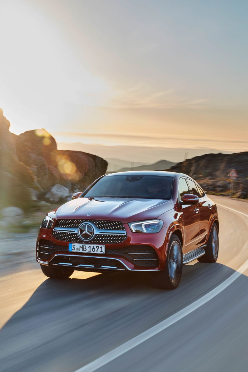 C167 Mercedes-Benz GLE Coupe debuts – larger and with revised styling; GLE 53 4Matic+ with 429 hp 1007937