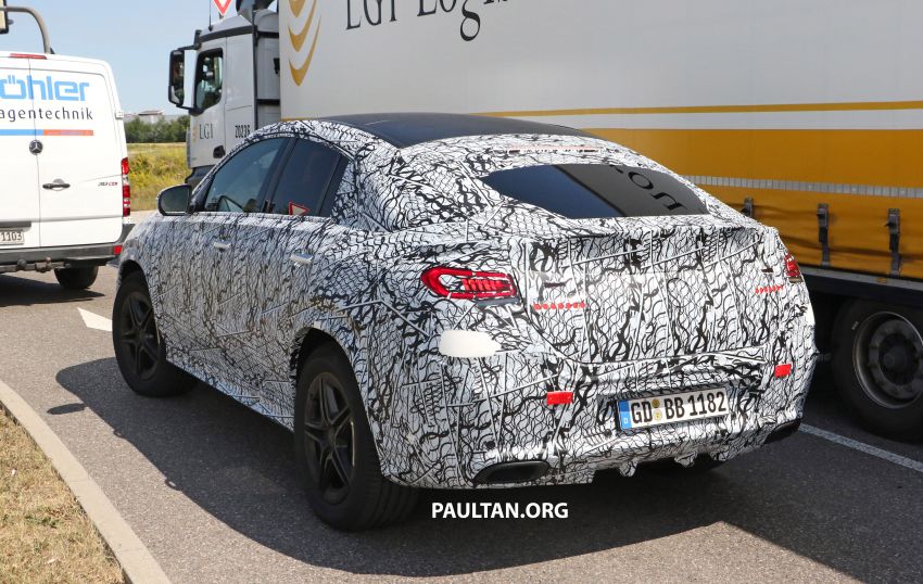 C167 Mercedes-Benz GLE Coupe teased – Aug 28 1006936