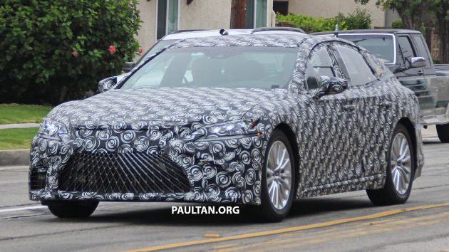 SPIED: Lexus LS with hydrogen power – 2021 debut