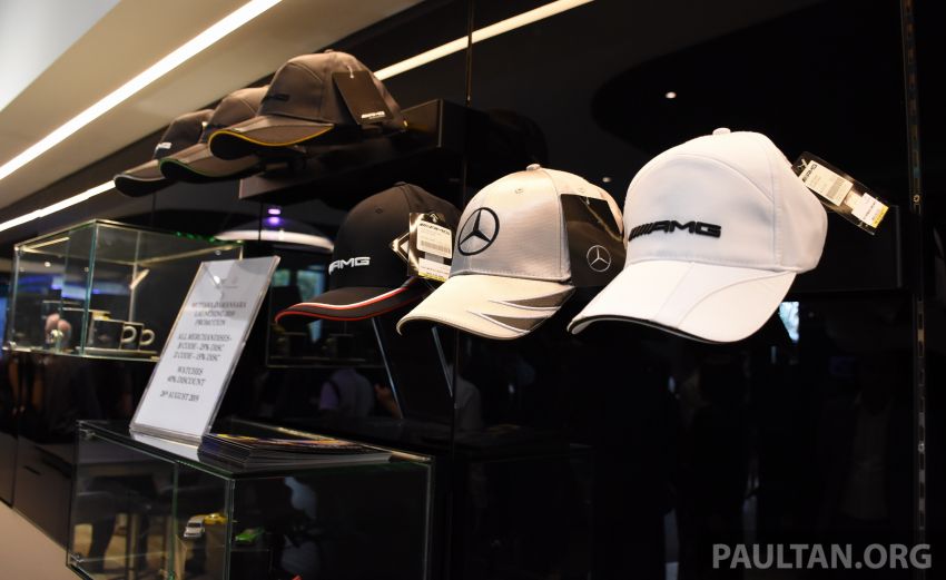 Mercedes-Benz Malaysia unveils new retail branding at Cycle & Carriage Bintang Mutiara Damansara 1006619