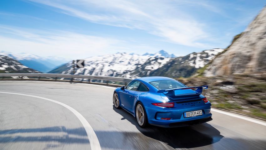 GALLERY: Porsche 911 GT3 – 20 years, six versions 1000095