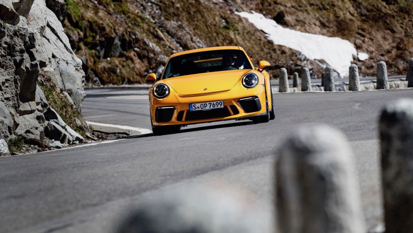 GALLERY: Porsche 911 GT3 – 20 years, six versions Image #1000107