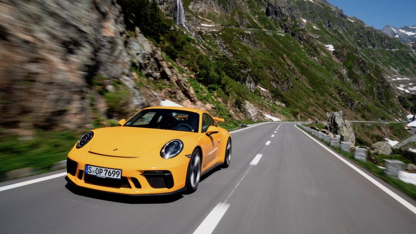 GALLERY: Porsche 911 GT3 – 20 years, six versions 1000109