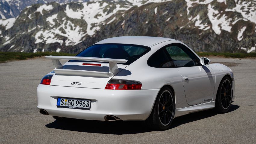 GALLERY: Porsche 911 GT3 – 20 years, six versions Image #1000137