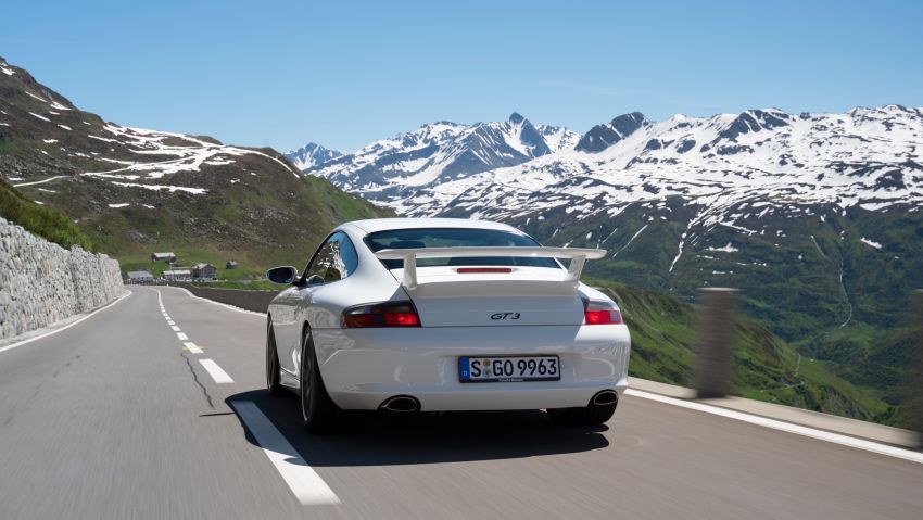 GALLERY: Porsche 911 GT3 – 20 years, six versions Image #1000140