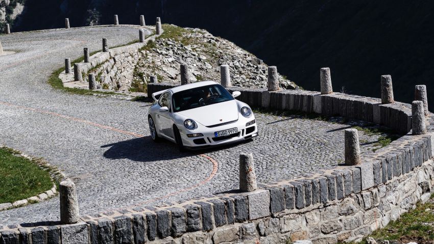 GALLERY: Porsche 911 GT3 – 20 years, six versions Image #1000141
