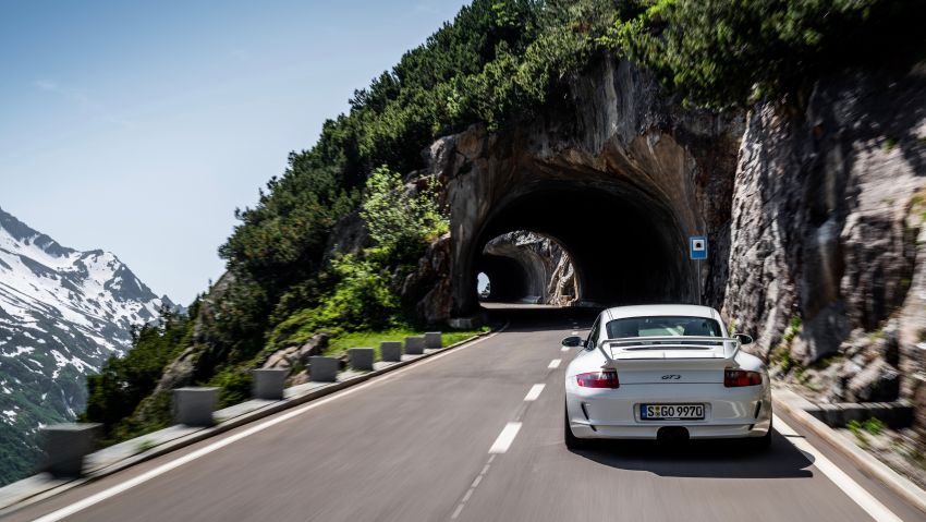 GALLERY: Porsche 911 GT3 – 20 years, six versions Image #1000147