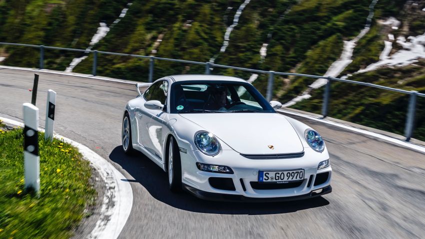 GALLERY: Porsche 911 GT3 – 20 years, six versions Image #1000148
