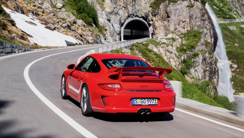 GALLERY: Porsche 911 GT3 – 20 years, six versions Image #1000154