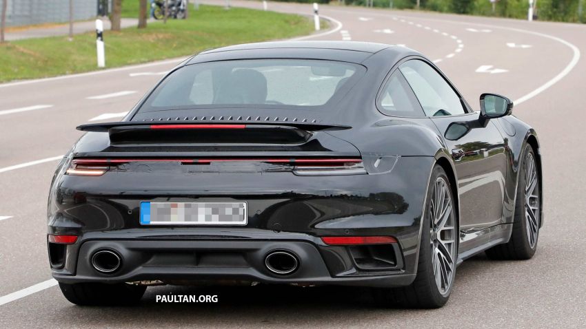 SPYSHOTS: 992 Porsche 911 Turbo drops disguise 1008729