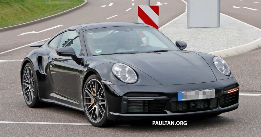 SPYSHOTS: 992 Porsche 911 Turbo drops disguise 1008708
