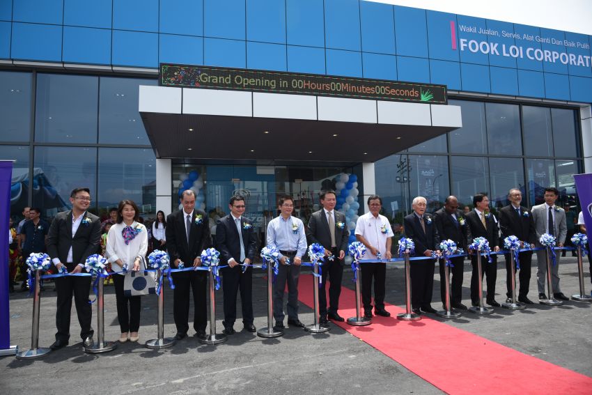 Proton opens first flagship 4S centre, in Kota Kinabalu 1007574