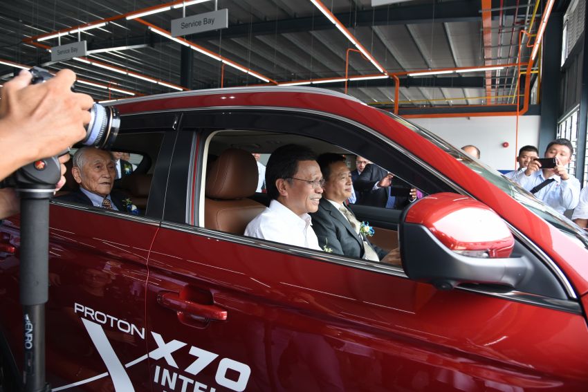 Proton opens first flagship 4S centre, in Kota Kinabalu 1007562