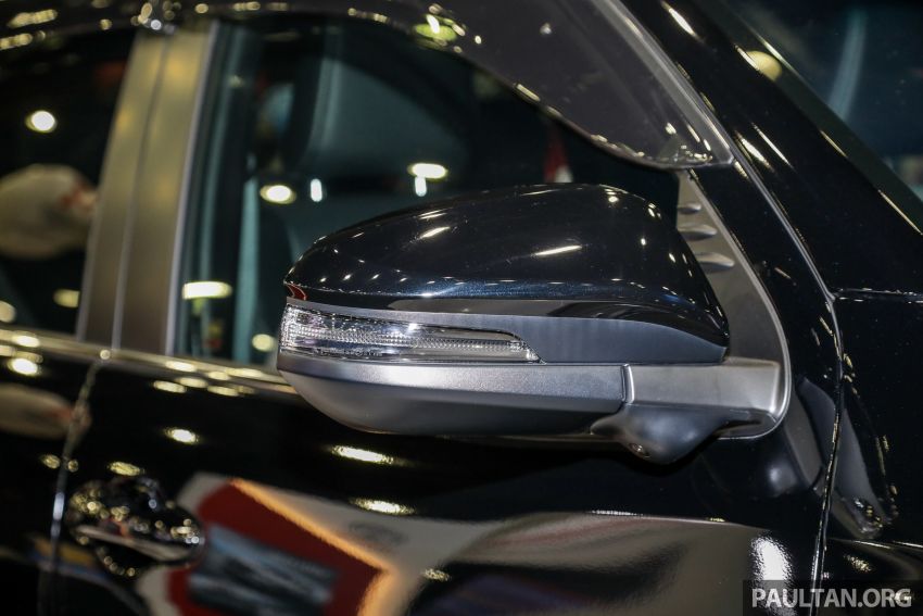 Toyota Hilux 2.8 Black Edition dilancarkan – RM140k 1002396
