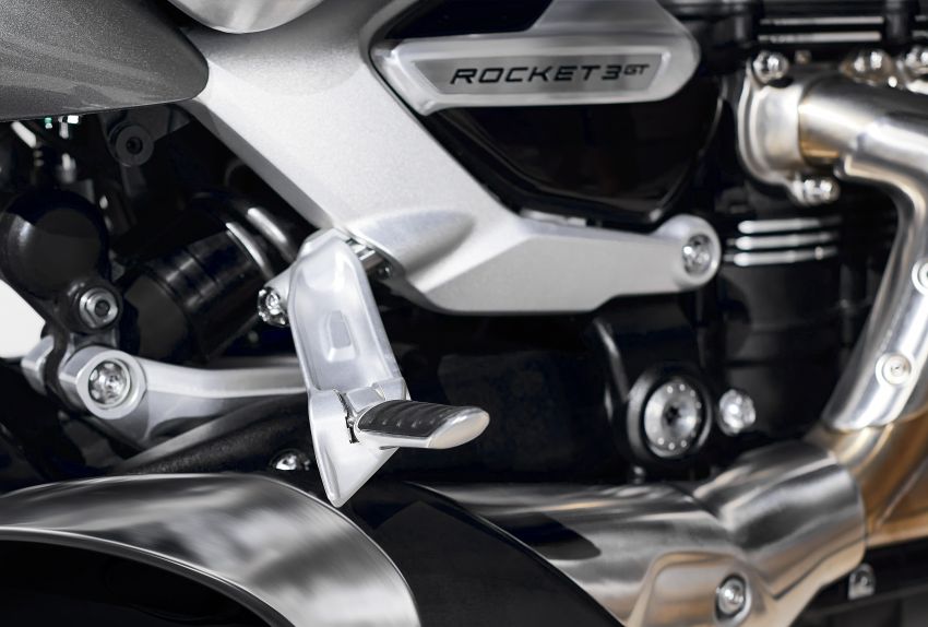 Triumph Rocket 3 R dan Rocket 3 GT diperkenalkan – guna enjin 2,500 cc, kuasa naik lagi 11 peratus 995903