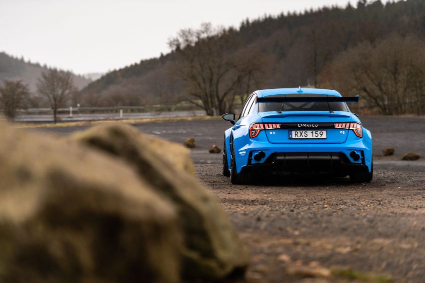 Lynk & Co 03 Cyan Concept sah kereta pacuan roda hadapan dan empat-pintu terpantas di Nürburgring! 1005653