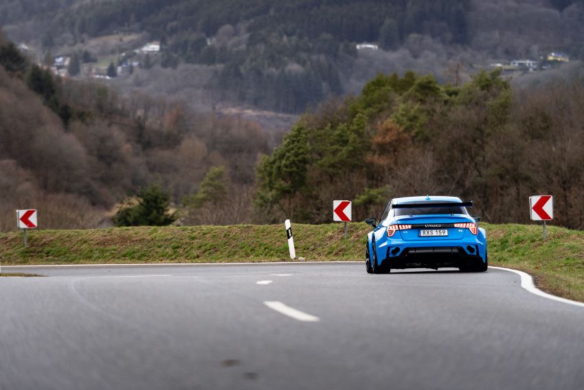 Lynk & Co 03 Cyan Concept sah kereta pacuan roda hadapan dan empat-pintu terpantas di Nürburgring! 1005632