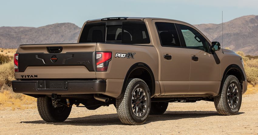 2020 Nissan Titan revealed with updated styling, kit 1021839