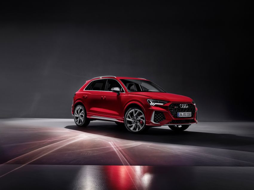 2020 Audi RS Q3: standard and Sportback with 400 hp 1021133