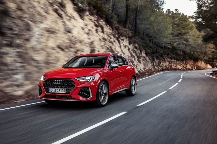 2020 Audi RS Q3: standard and Sportback with 400 hp 1021117