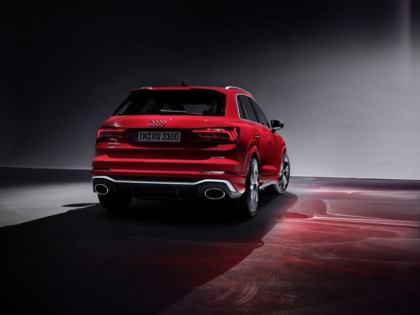 2020 Audi RS Q3: standard and Sportback with 400 hp 1021139