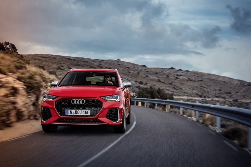 2020 Audi RS Q3: standard and Sportback with 400 hp 1021120