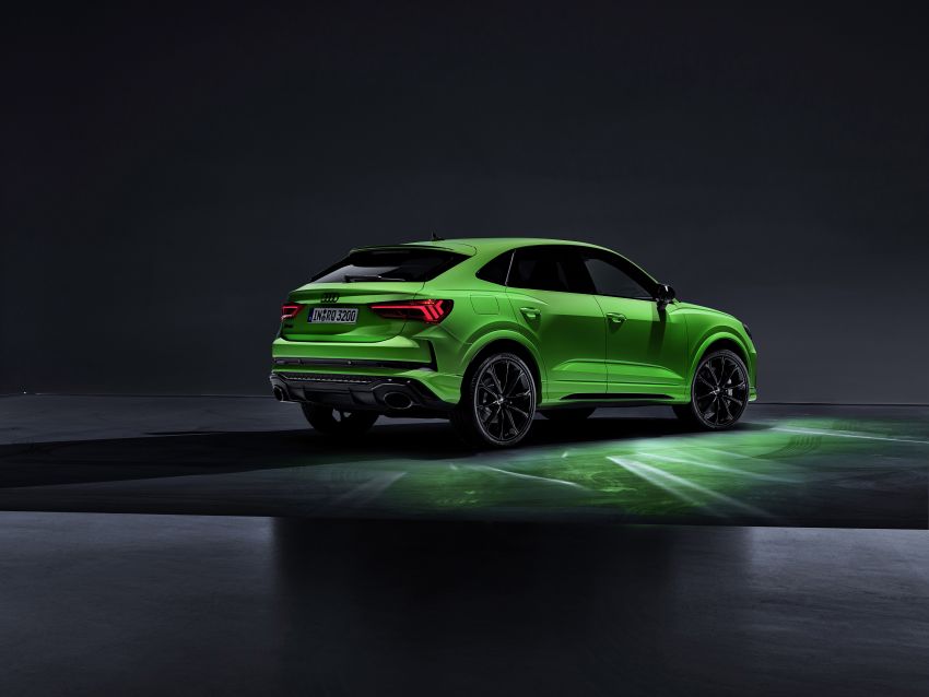 2020 Audi RS Q3: standard and Sportback with 400 hp 1021207