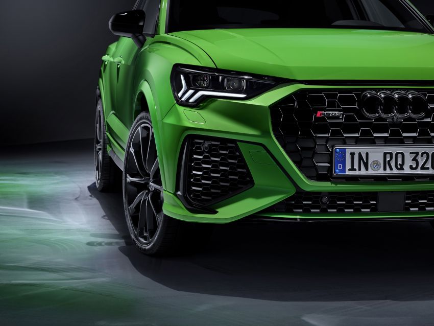 2020 Audi RS Q3: standard and Sportback with 400 hp 1021213