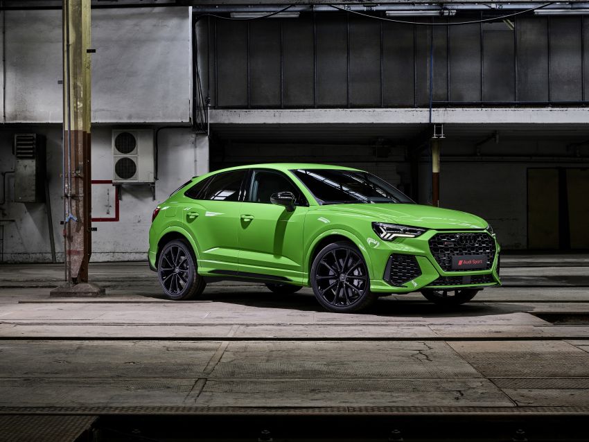 2020 Audi RS Q3: standard and Sportback with 400 hp 1021217