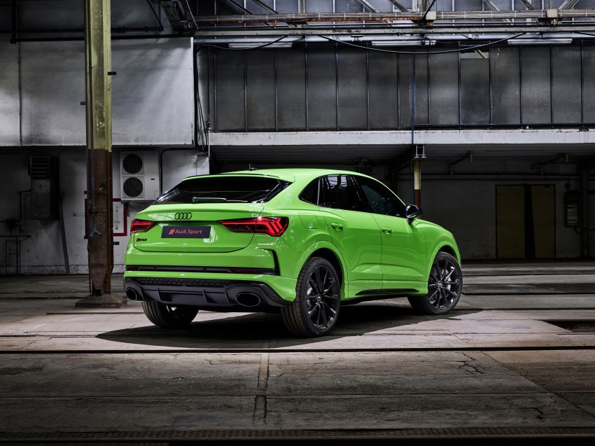2020 Audi RS Q3: standard and Sportback with 400 hp 1021218