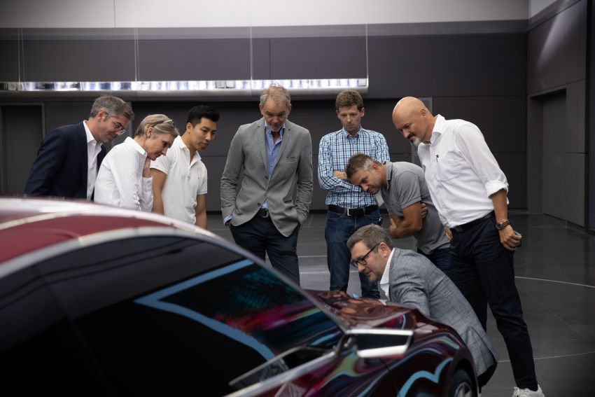 BMW Concept 4 debuts, previews future coupe design 1012633