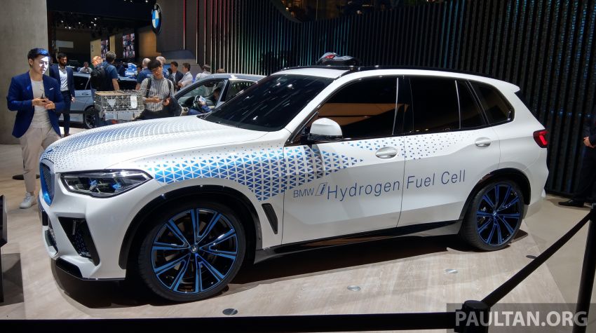 BMW i Hydrogen NEXT goes on display at Frankfurt 1014675