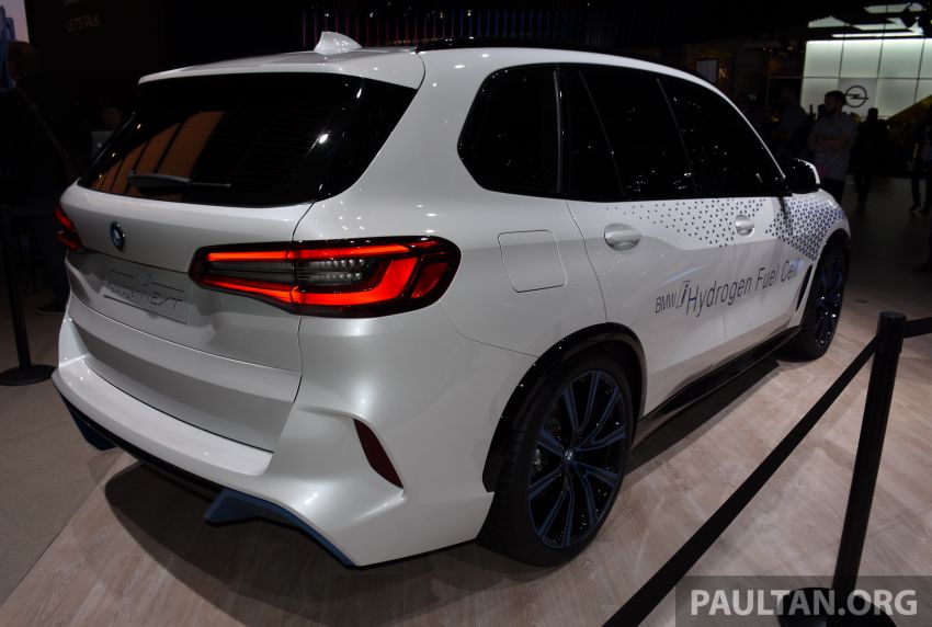 BMW i Hydrogen NEXT goes on display at Frankfurt 1014677