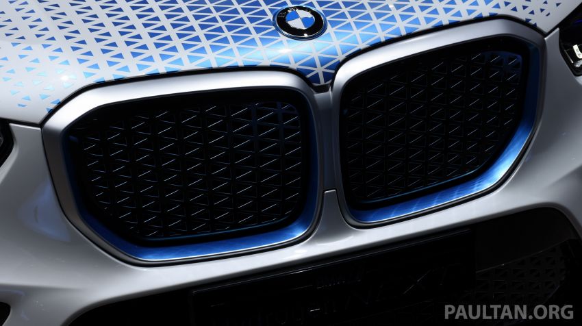 BMW i Hydrogen NEXT goes on display at Frankfurt 1014665