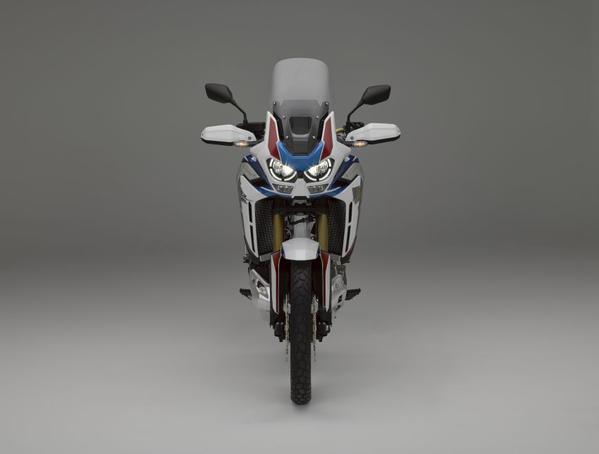 2020 Honda Africa Twin CRF1100L – now with 1,084 cc and 100 hp, TFT-LCD touch screen, Apple Carplay 1020781