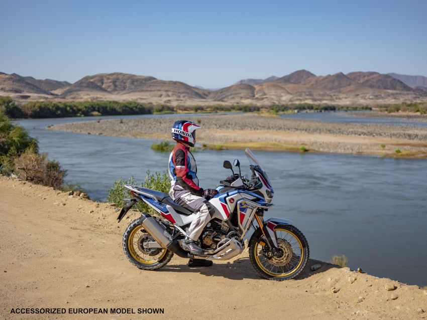 2020 Honda Africa Twin CRF1100L – now with 1,084 cc and 100 hp, TFT-LCD touch screen, Apple Carplay 1020806