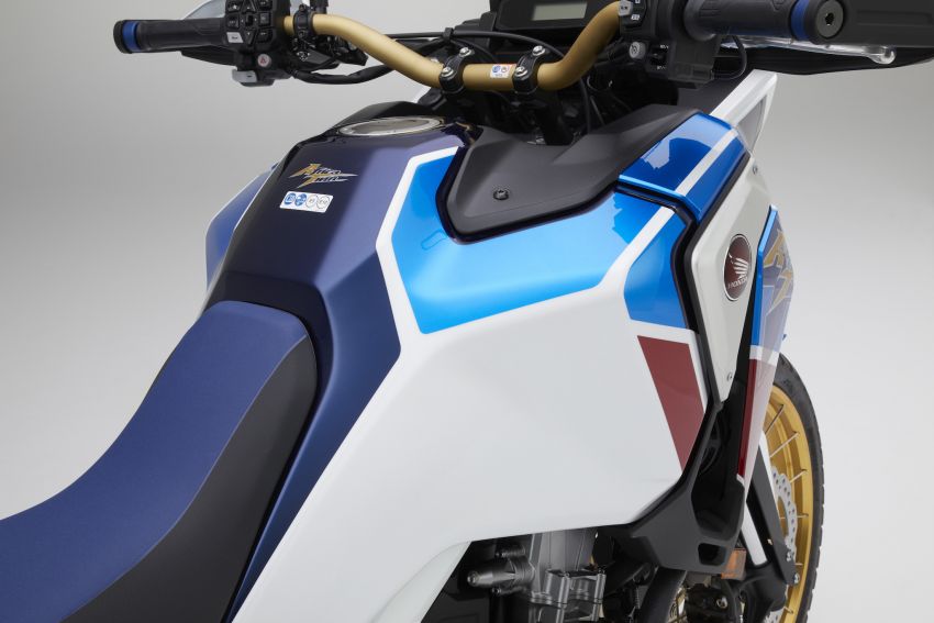 2020 Honda Africa Twin CRF1100L – now with 1,084 cc and 100 hp, TFT-LCD touch screen, Apple Carplay 1020838
