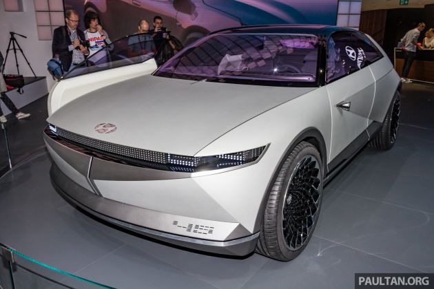 Hyundai 45 EV Concept unveiled at the Frankfurt show