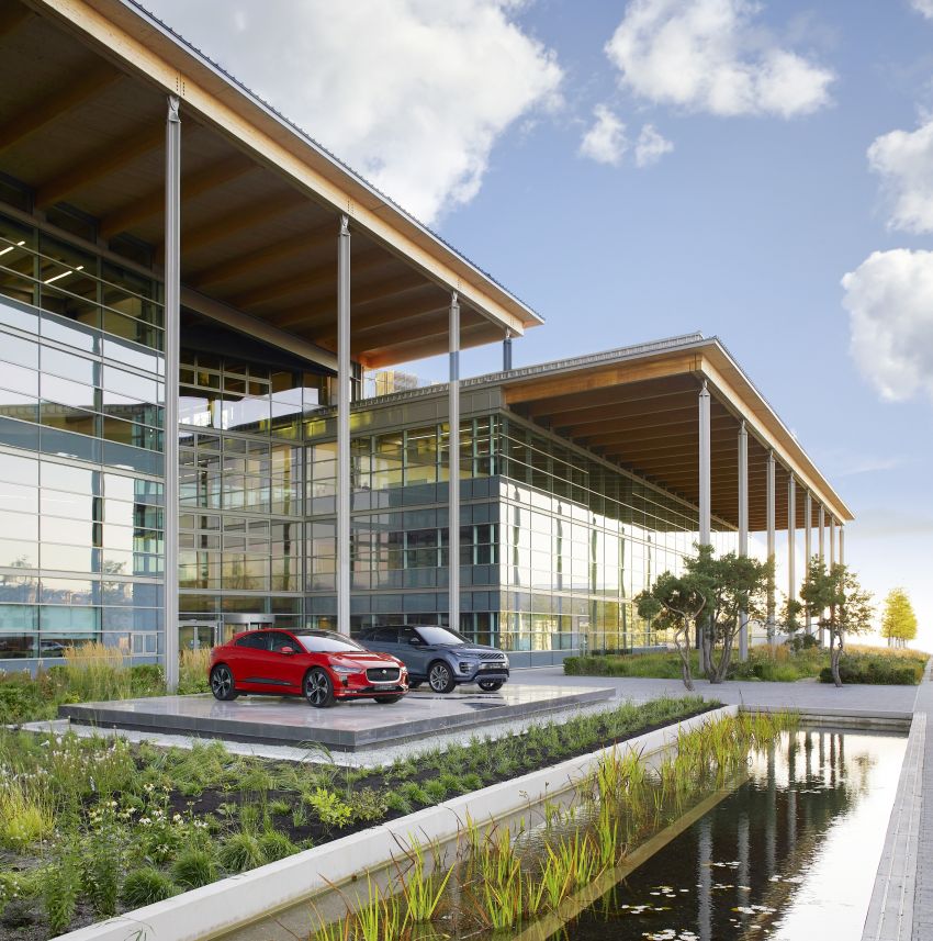 Jaguar Land Rover opens Advanced Product Creation Centre – sketch to showroom under one solar roof 1022113