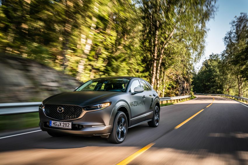 Mazda to unveil full EV at next month’s Tokyo show 1016735