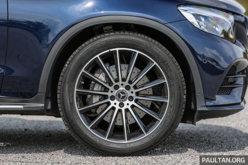 PANDU UJI: Mercedes-Benz GLC 300 4Matic Coupe AMG Line – pesona yang tidak perlu disangkal 1021717