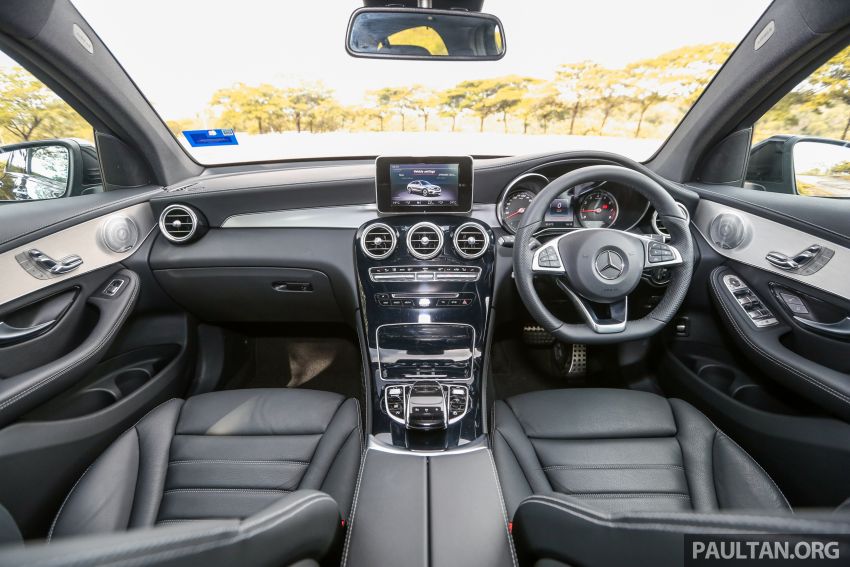 PANDU UJI: Mercedes-Benz GLC 300 4Matic Coupe AMG Line – pesona yang tidak perlu disangkal 1021739