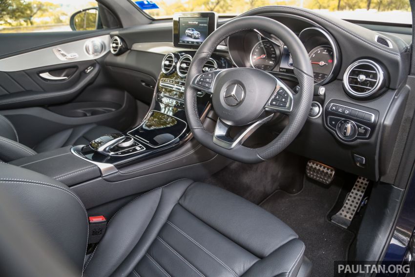 PANDU UJI: Mercedes-Benz GLC 300 4Matic Coupe AMG Line – pesona yang tidak perlu disangkal 1021740