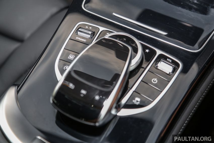 PANDU UJI: Mercedes-Benz GLC 300 4Matic Coupe AMG Line – pesona yang tidak perlu disangkal 1021747
