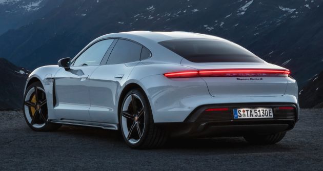 Porsche Taycan diperkenalkan – model elektrik penuh dengan kuasa hingga 761 PS dan 1,050 Nm tork