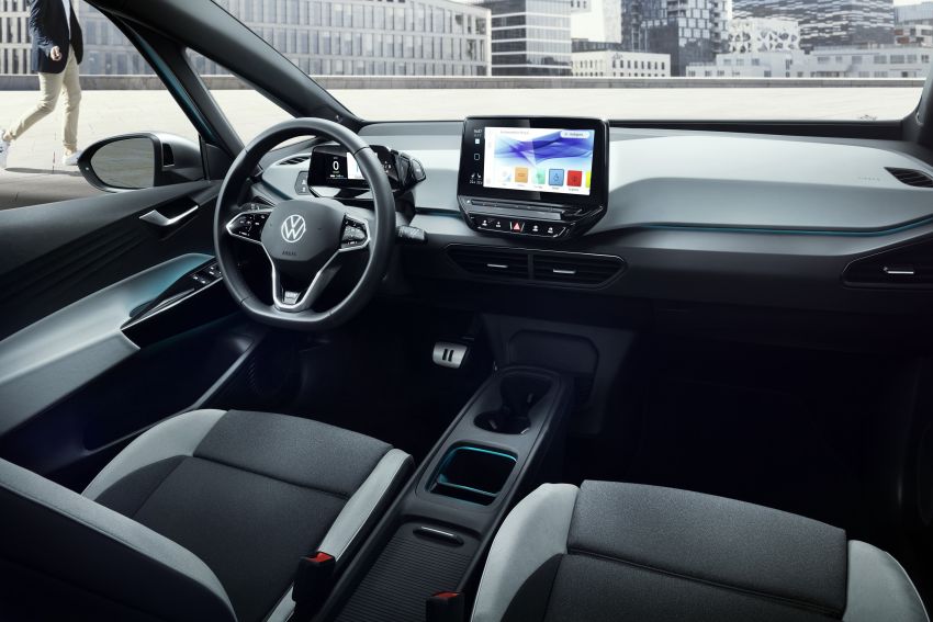 Volkswagen ID.3 pure electric car debuts – rear-wheel drive, up to 550 km range; from RM138k in Germany 1012277